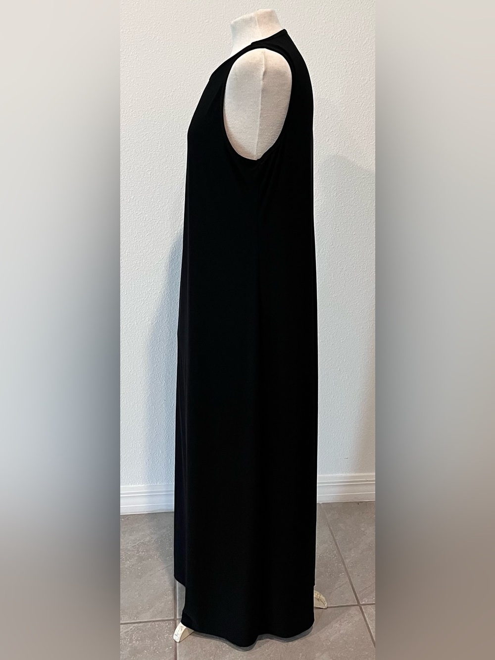 MSK Black Maxi Skirt - Sleek Straight Cut - Picture 3 of 7